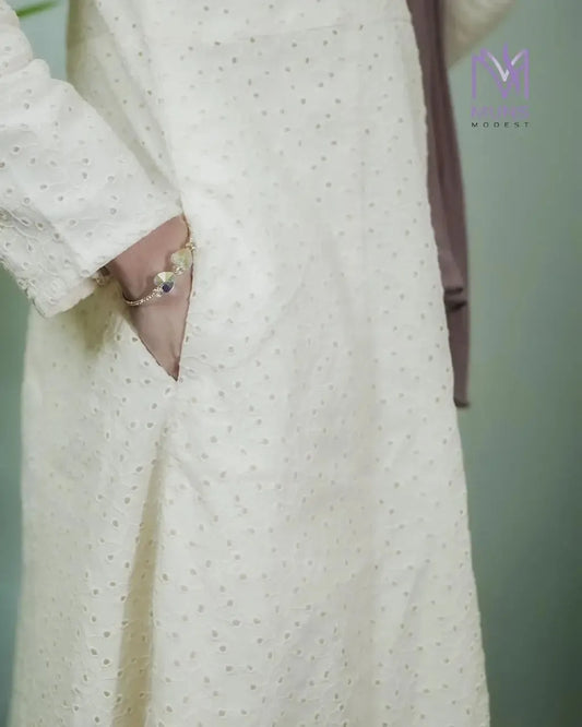 White Dalia - Hakuba Kurti