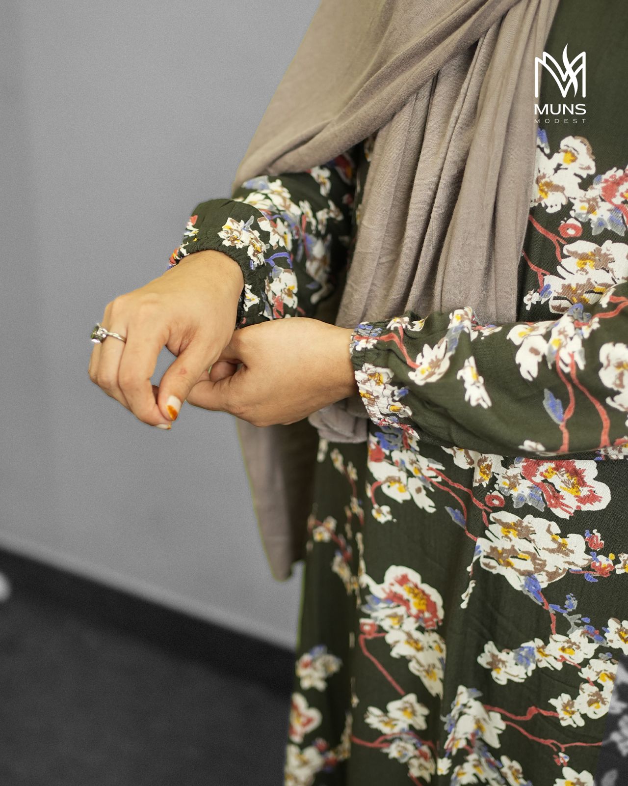 Yasmeen Veil - Kurtis