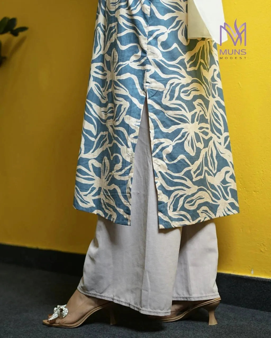 Swirly Styles - Kurti