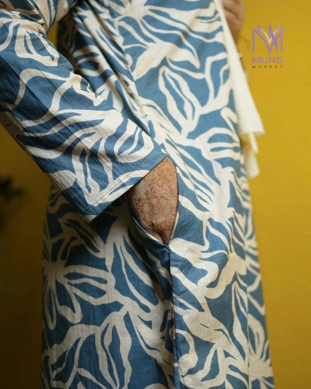 Swirly Styles - Kurti