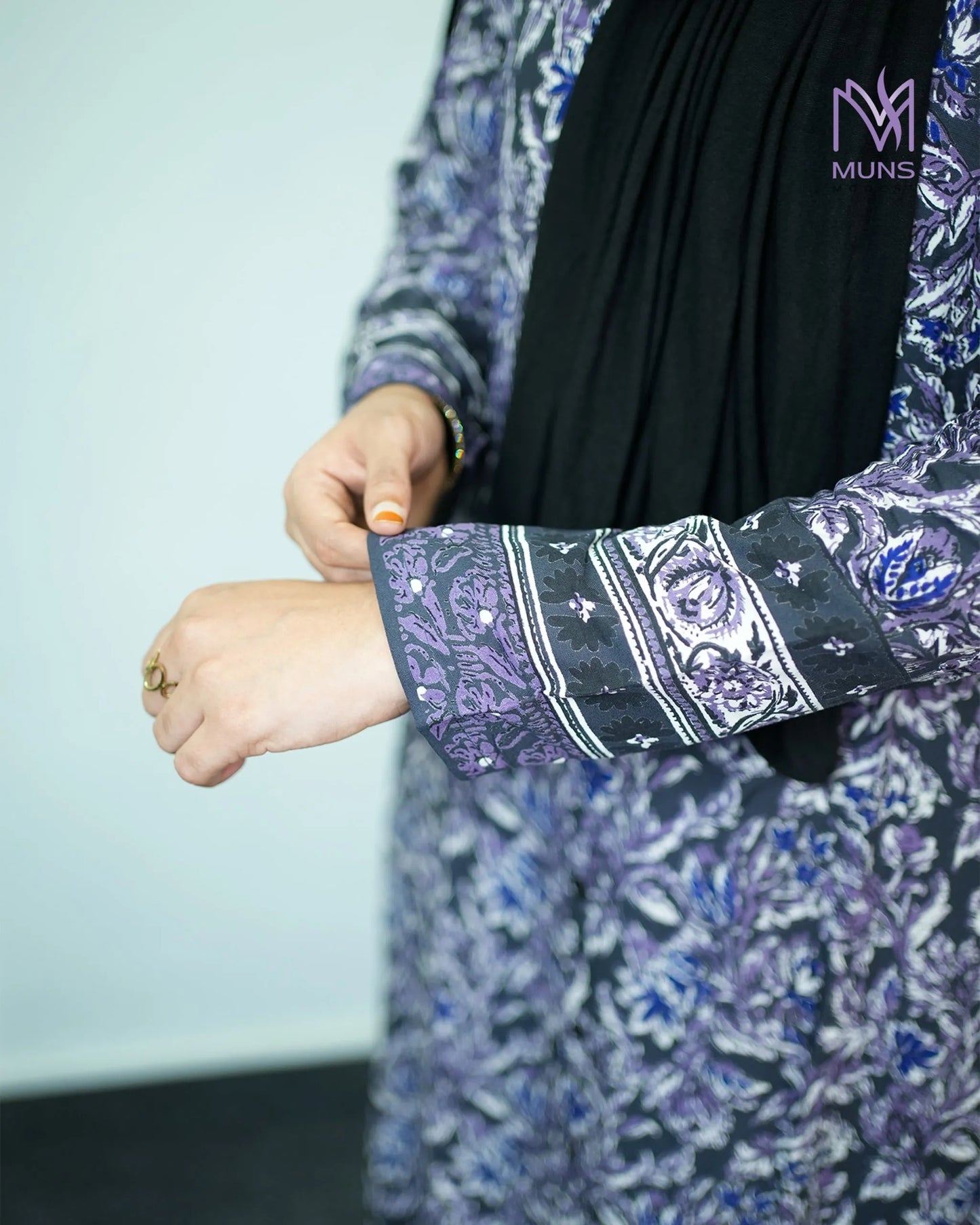 Midnight Bloom - Kurti