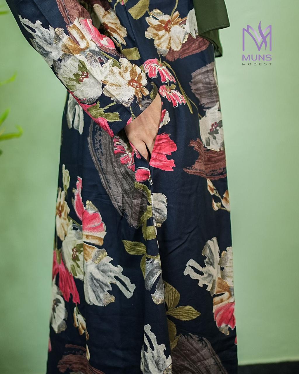 Midnight Petals - Kurti