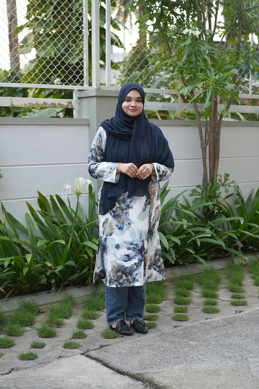Ash Bloom Kurti