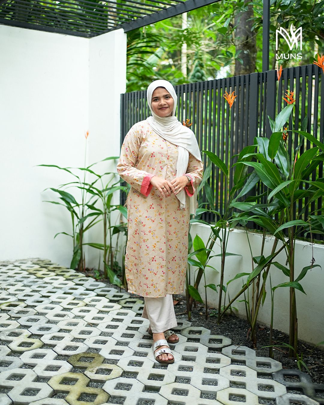 Inaara Classic Floral Kurti