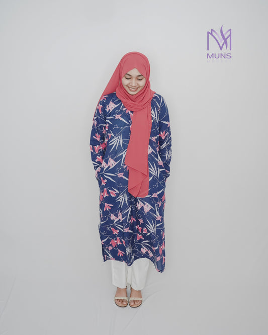 Nayyirah Bloom - Kurti